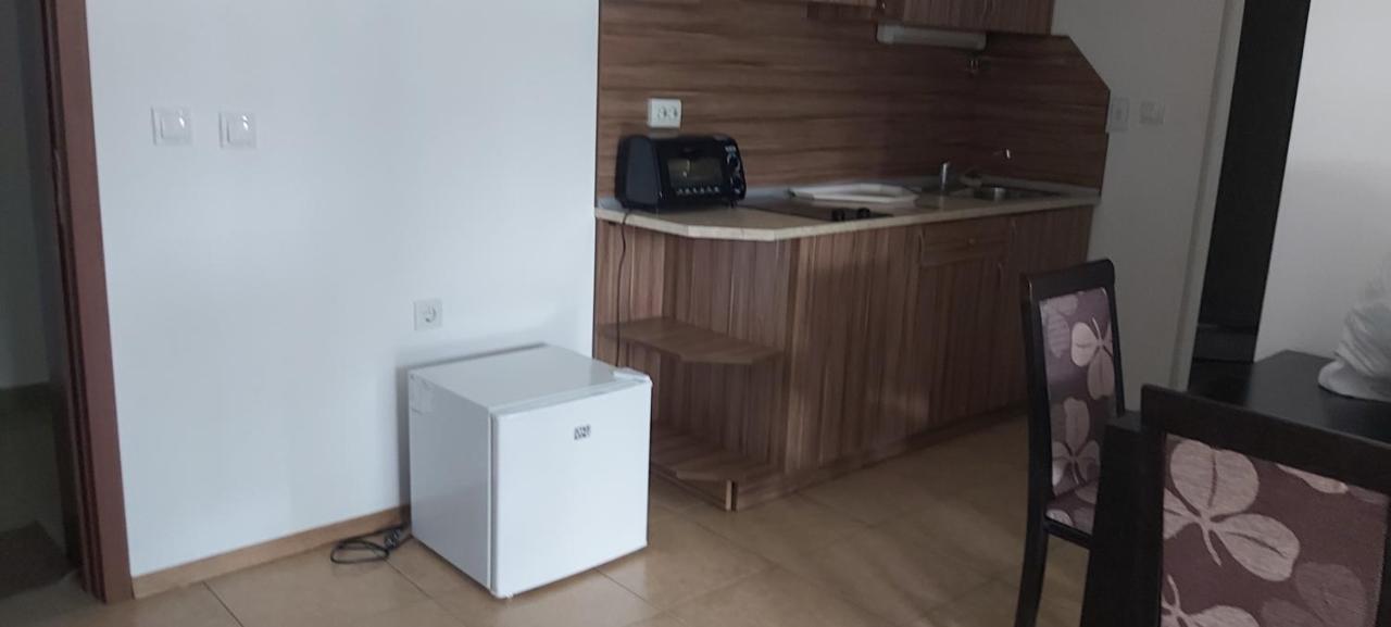 Vidima Apartment Hotel อาพริลซี ภายนอก รูปภาพ
