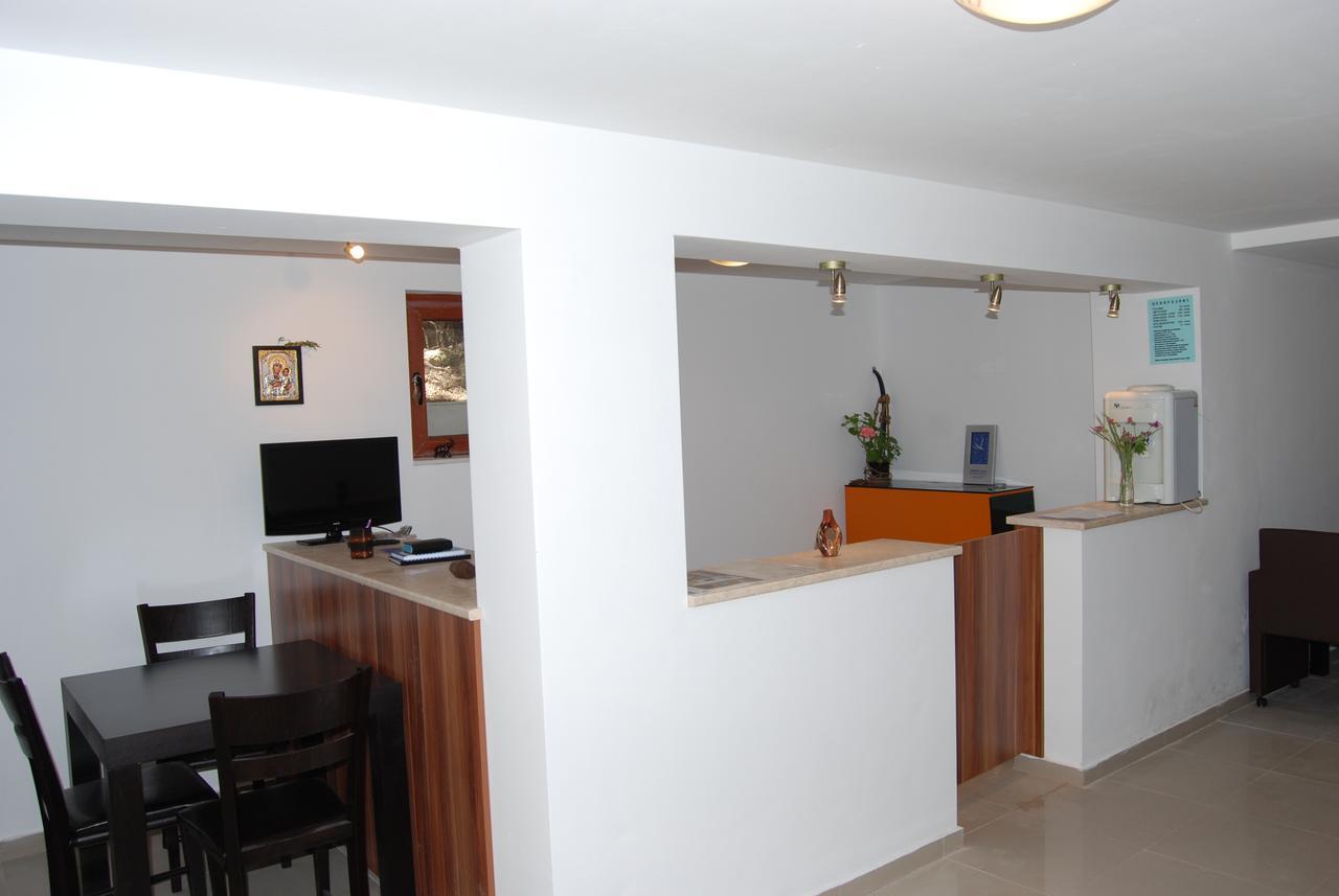 Vidima Apartment Hotel อาพริลซี ภายนอก รูปภาพ
