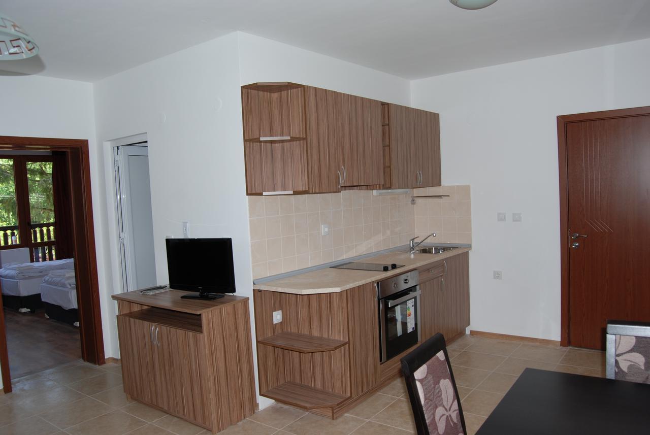 Vidima Apartment Hotel อาพริลซี ภายนอก รูปภาพ
